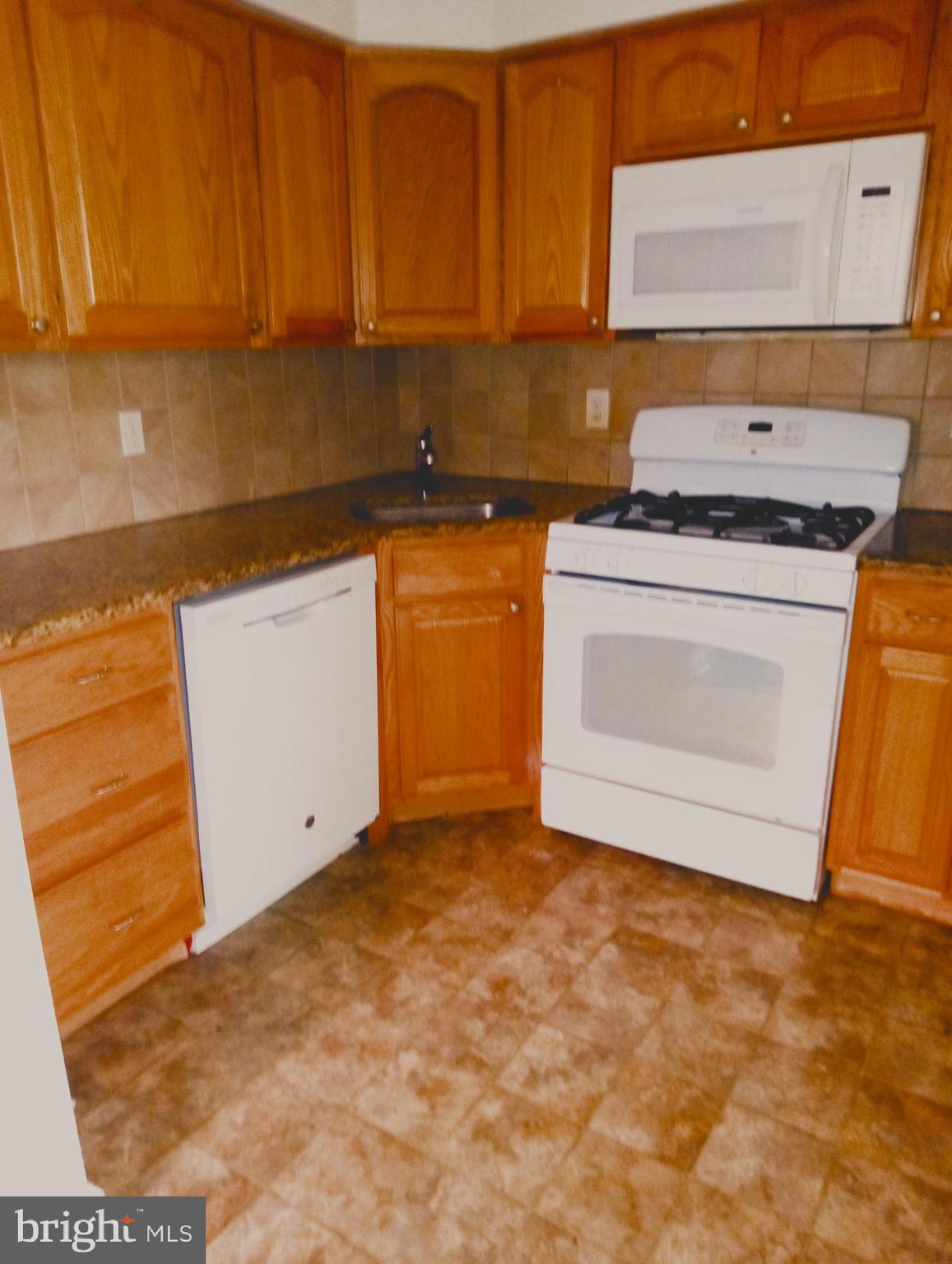 HIGHLAND PARK - Residential Lease