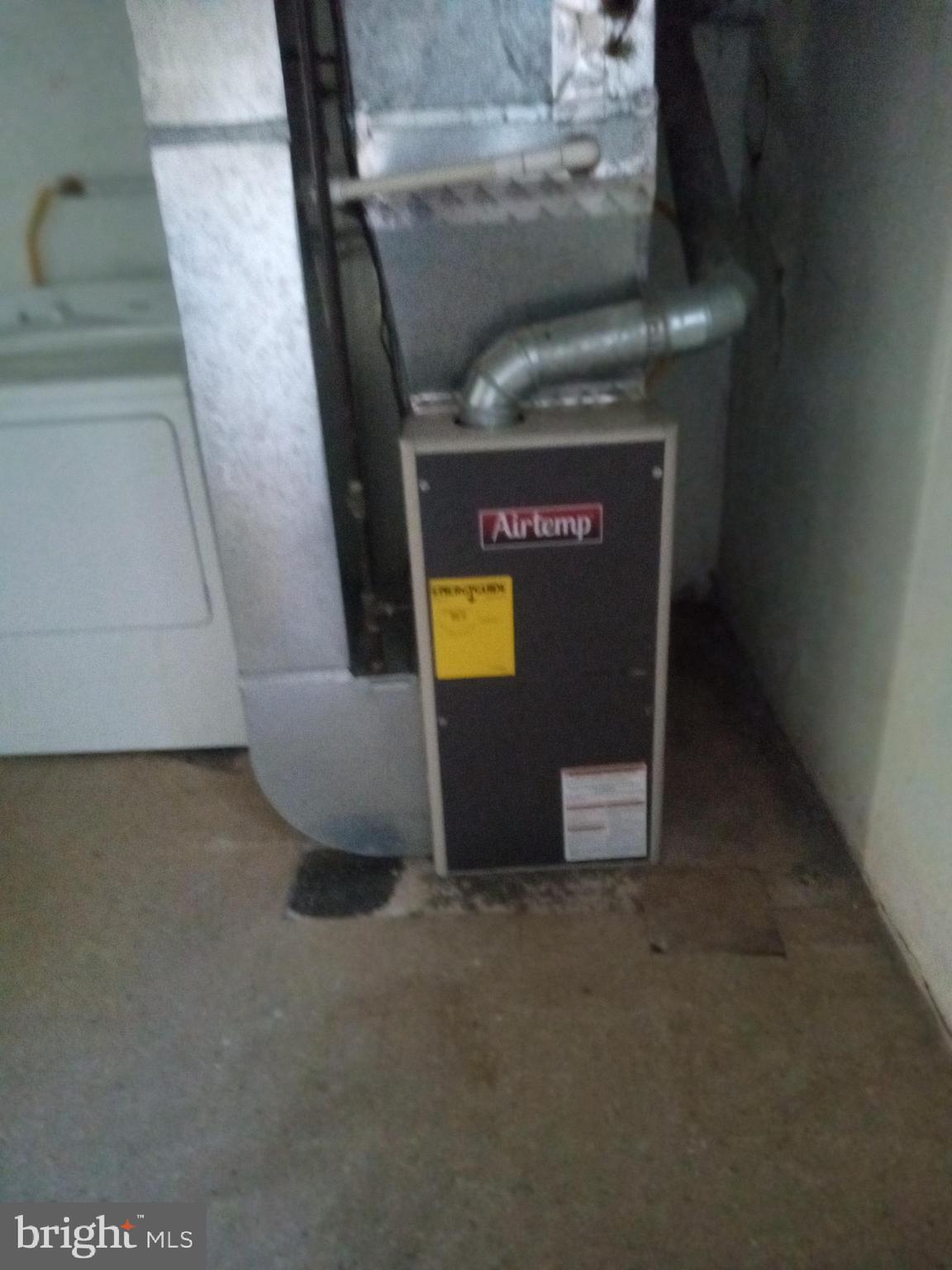 HIGHLAND PARK - Residential Lease