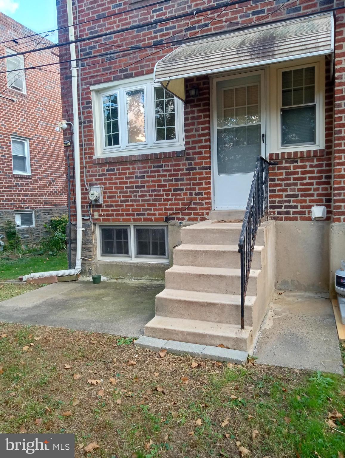 HIGHLAND PARK - Residential Lease