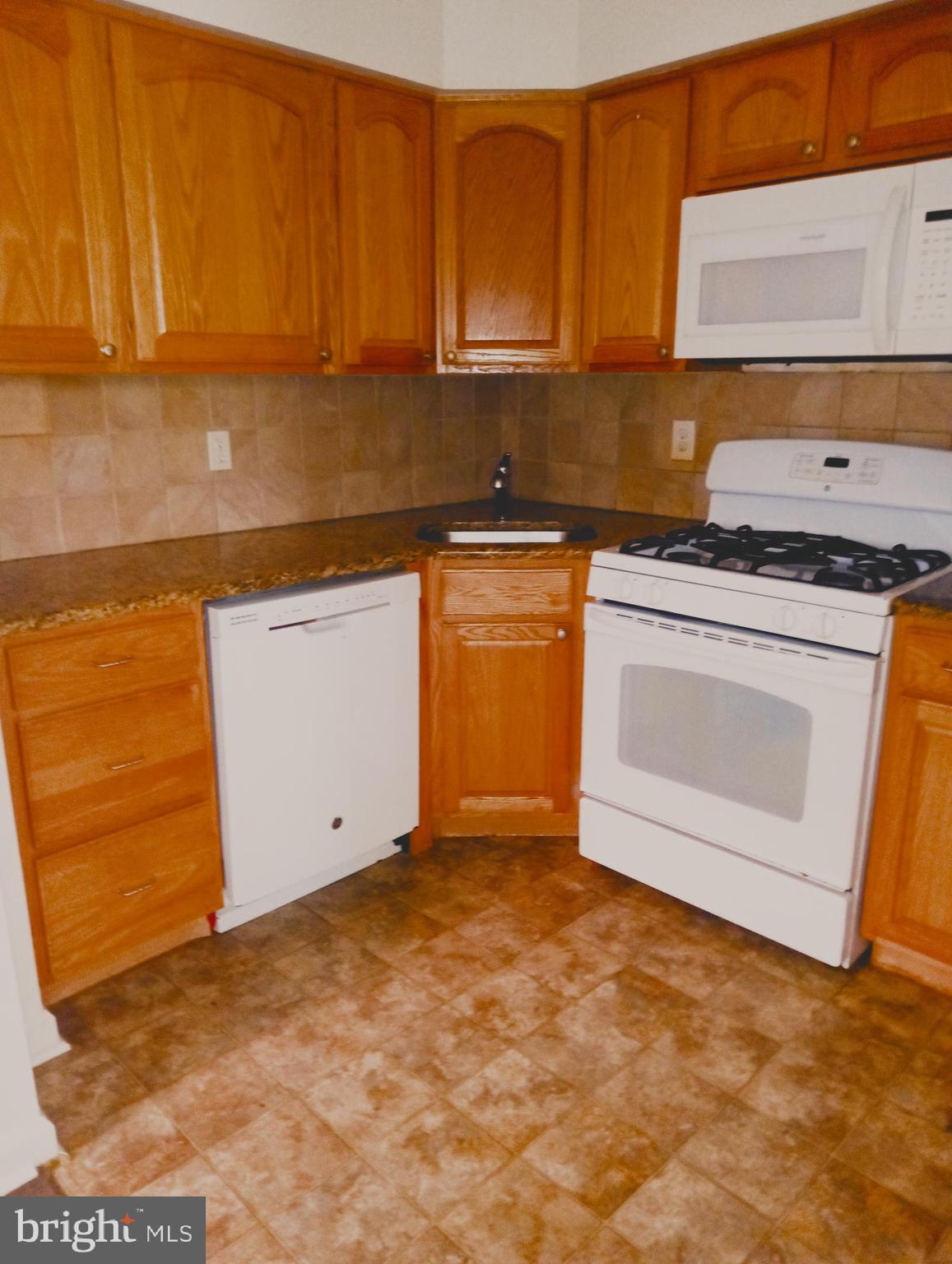 HIGHLAND PARK - Residential Lease