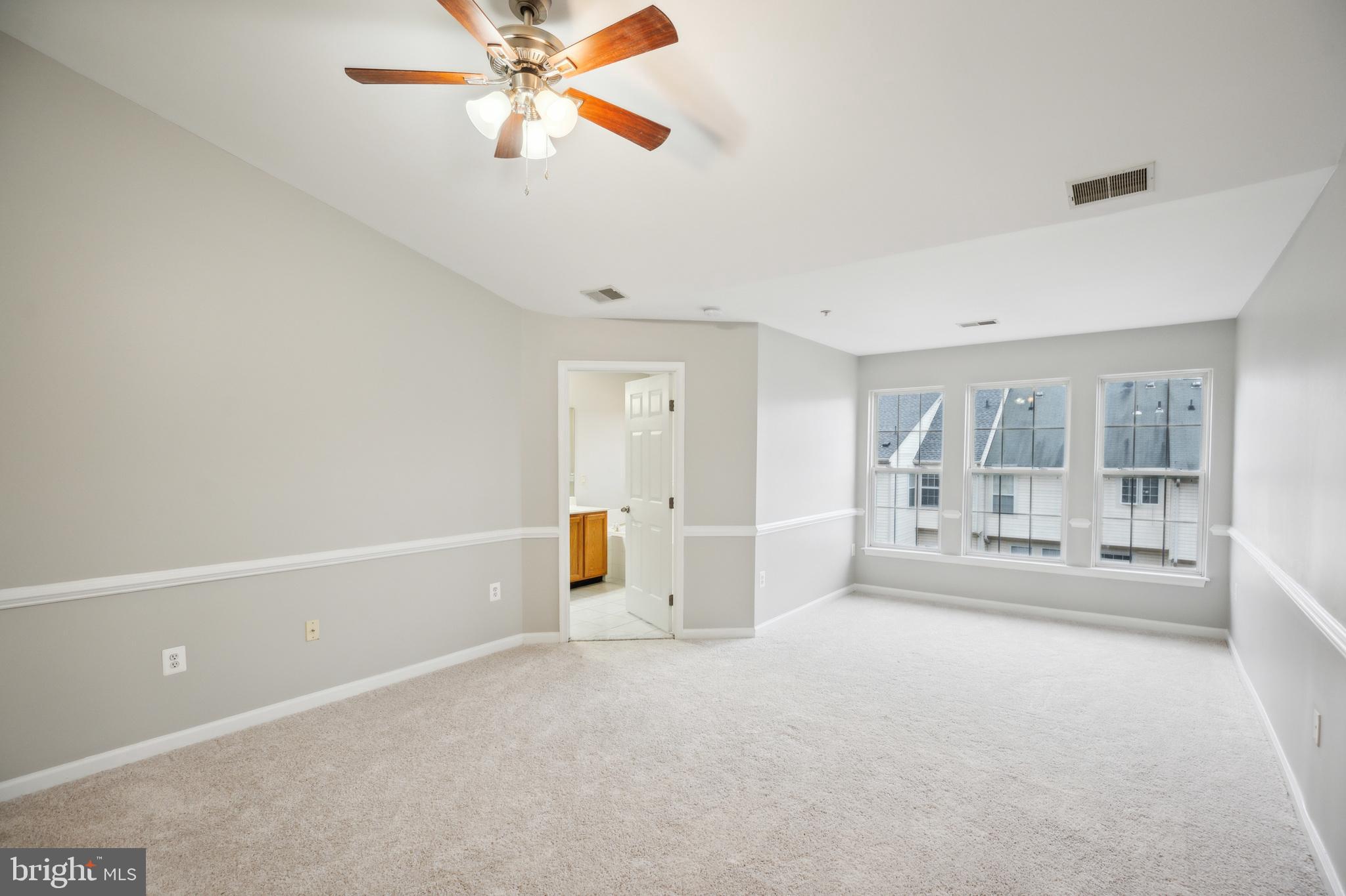 WOODVIEW VILLAGE WEST - Residential