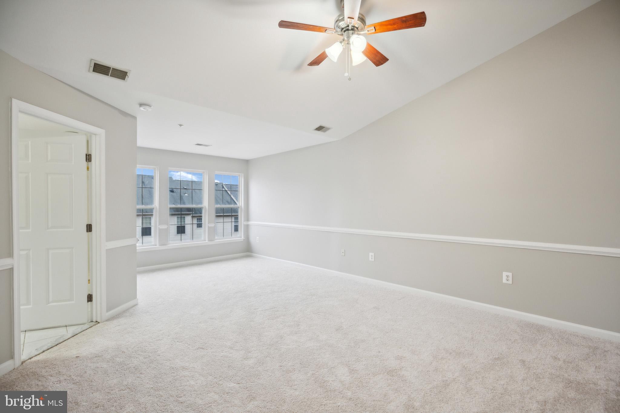 WOODVIEW VILLAGE WEST - Residential