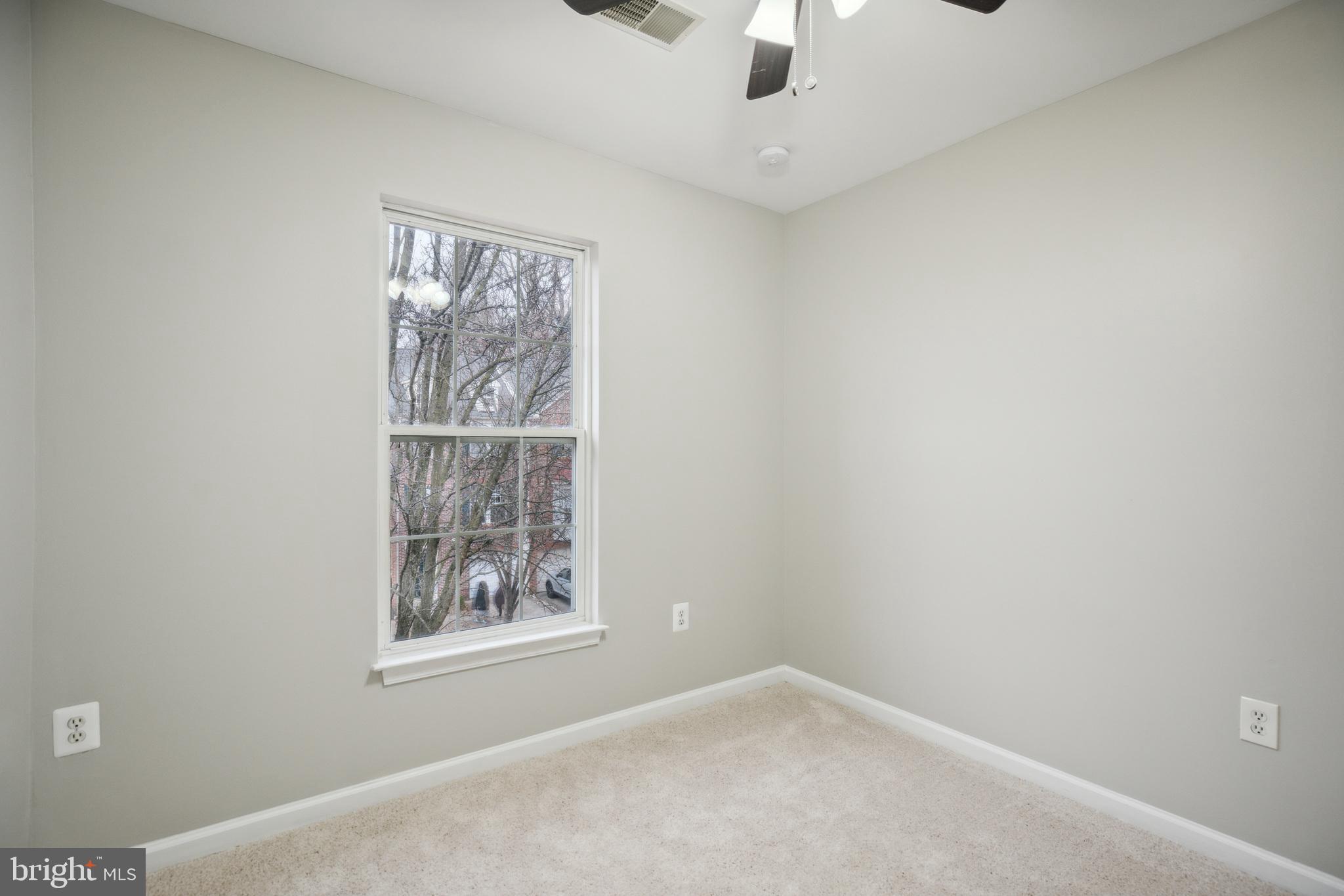 WOODVIEW VILLAGE WEST - Residential