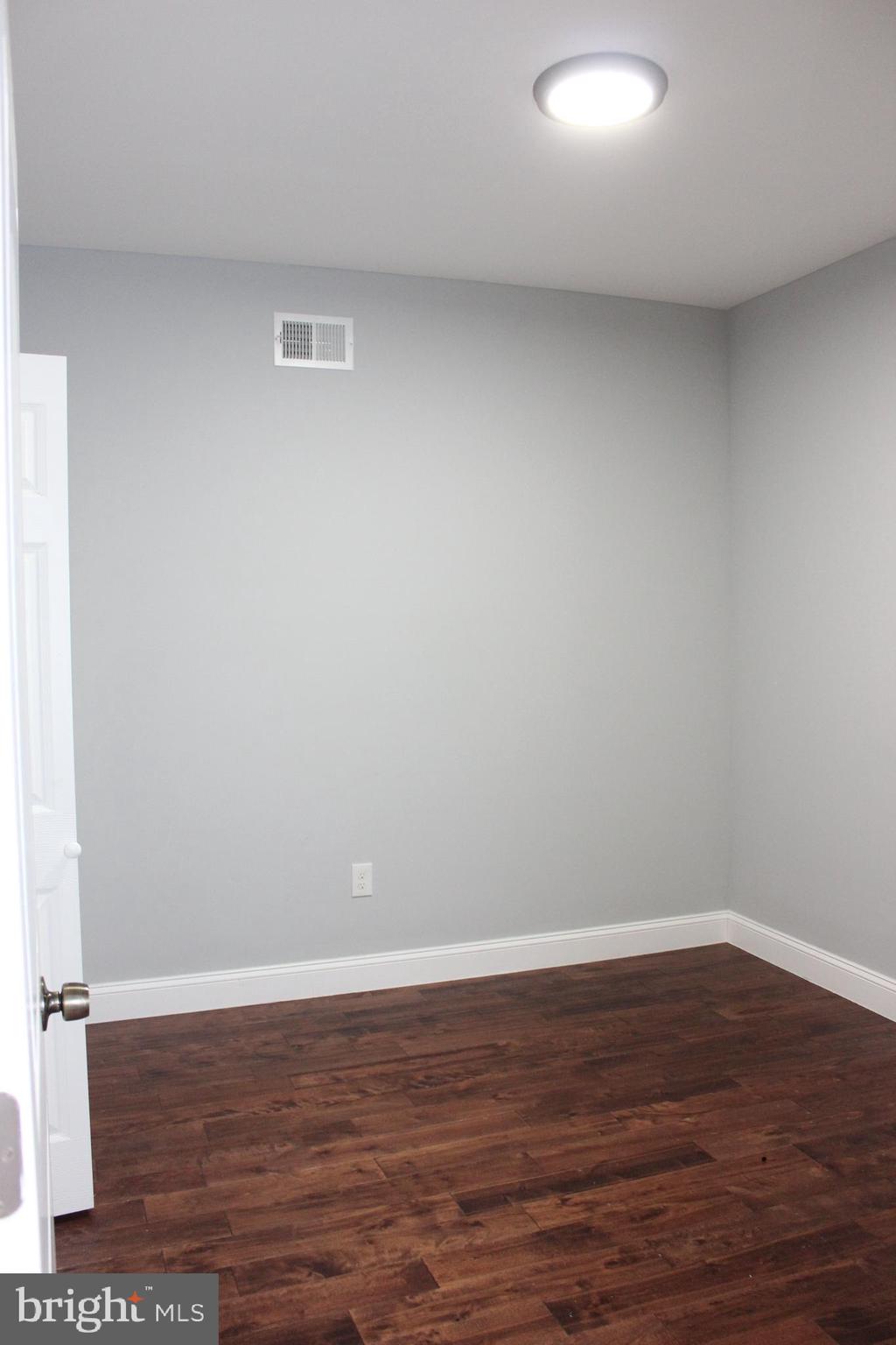 6736 TORRESDALE AVENUE