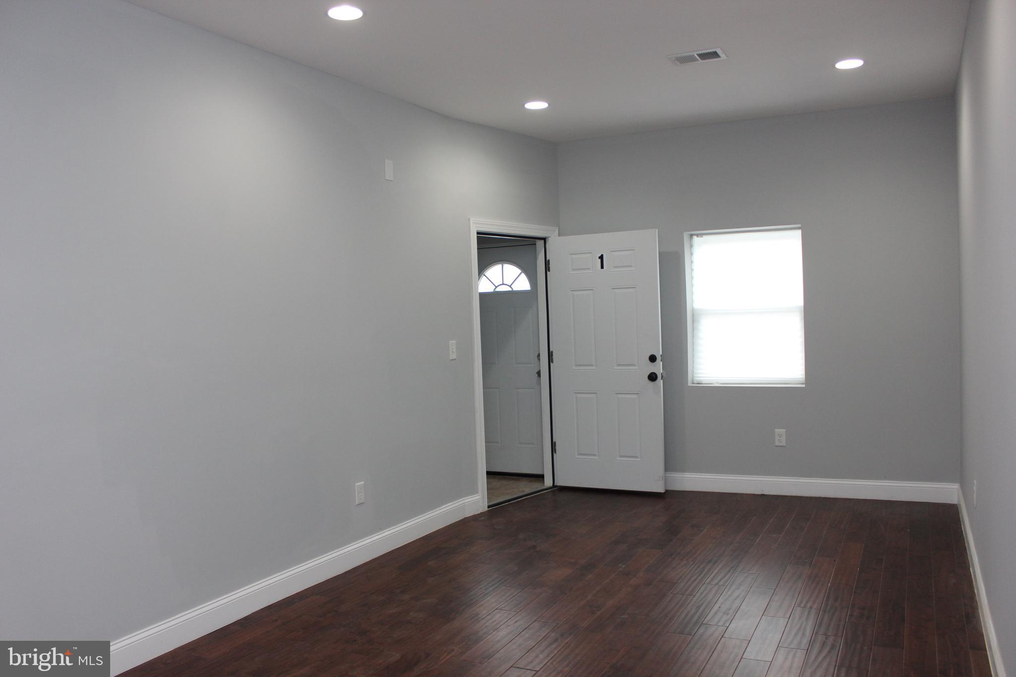 6736 TORRESDALE AVENUE