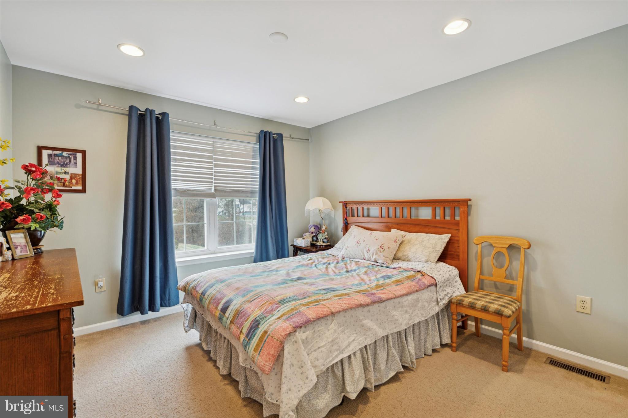 HAWTHORNE ESTATES - Residential