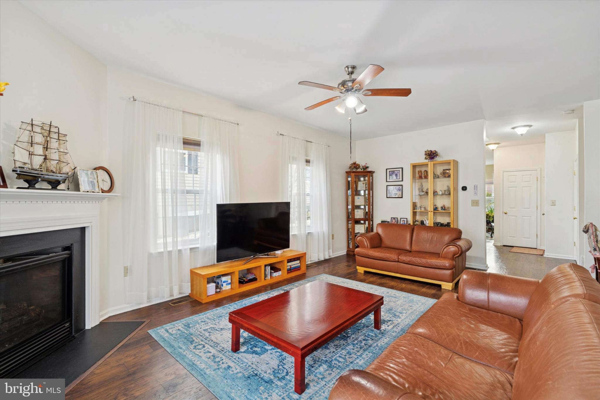 HAWTHORNE ESTATES - Residential