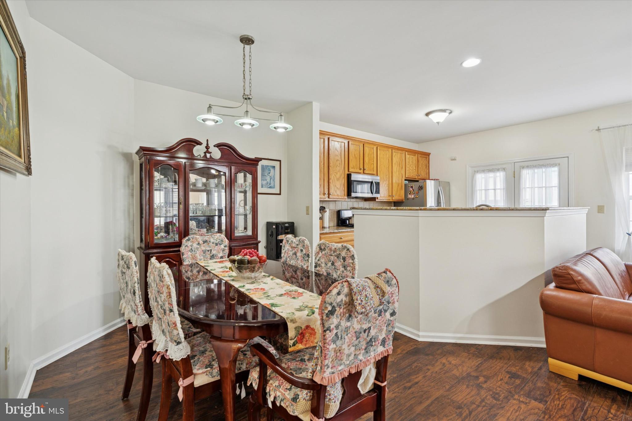 HAWTHORNE ESTATES - Residential