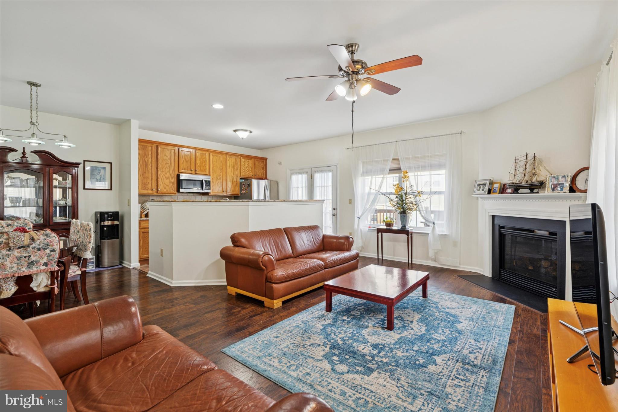 HAWTHORNE ESTATES - Residential