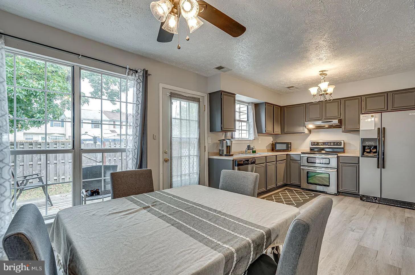 21421 MANON WAY