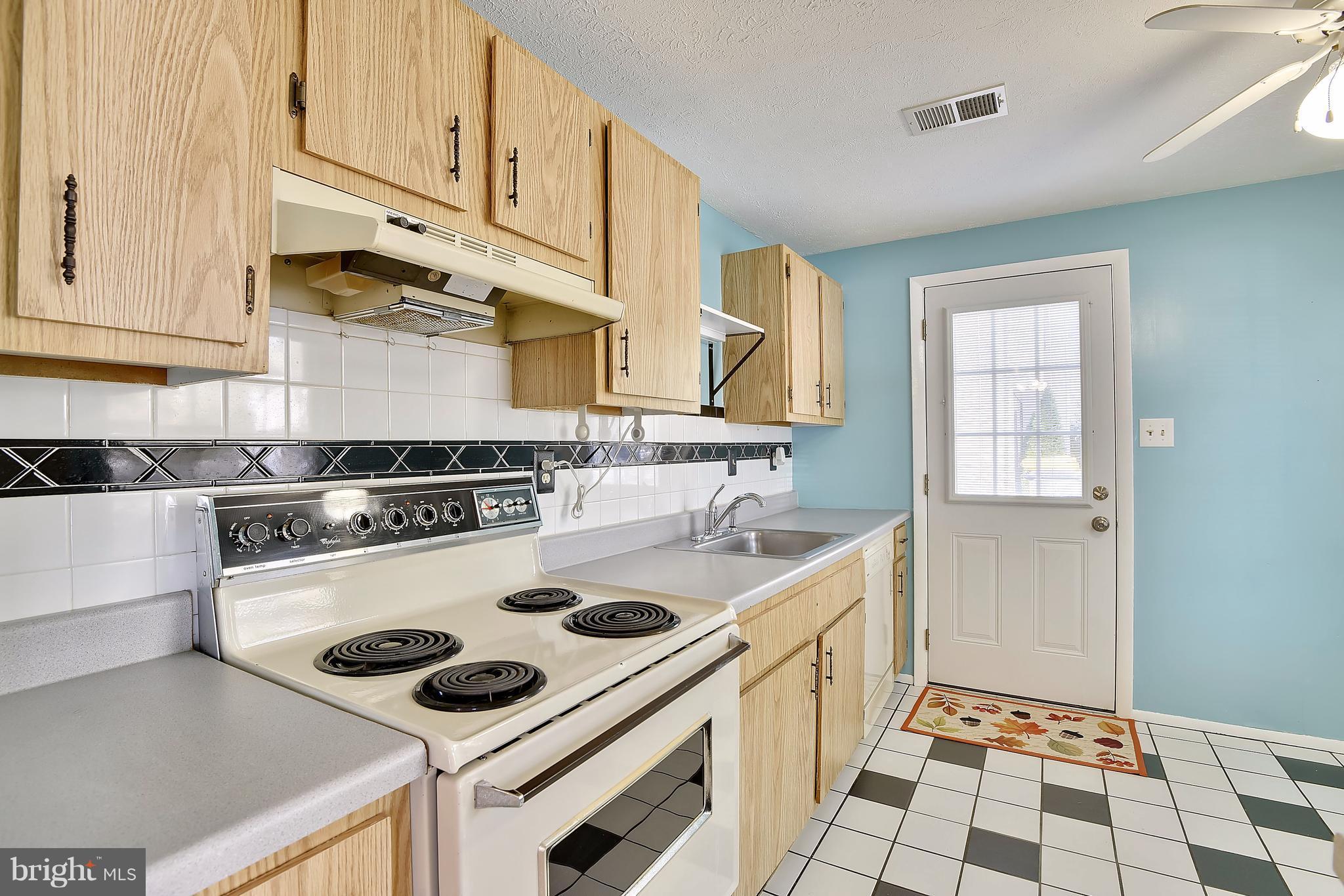 REVELL DOWNS - Residential