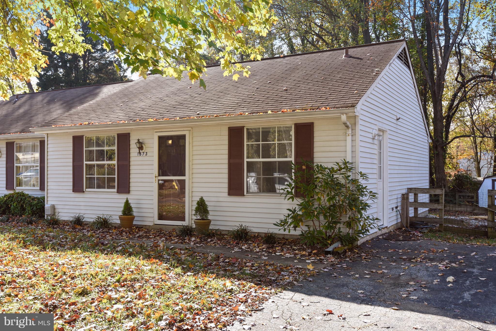 REVELL DOWNS - Residential