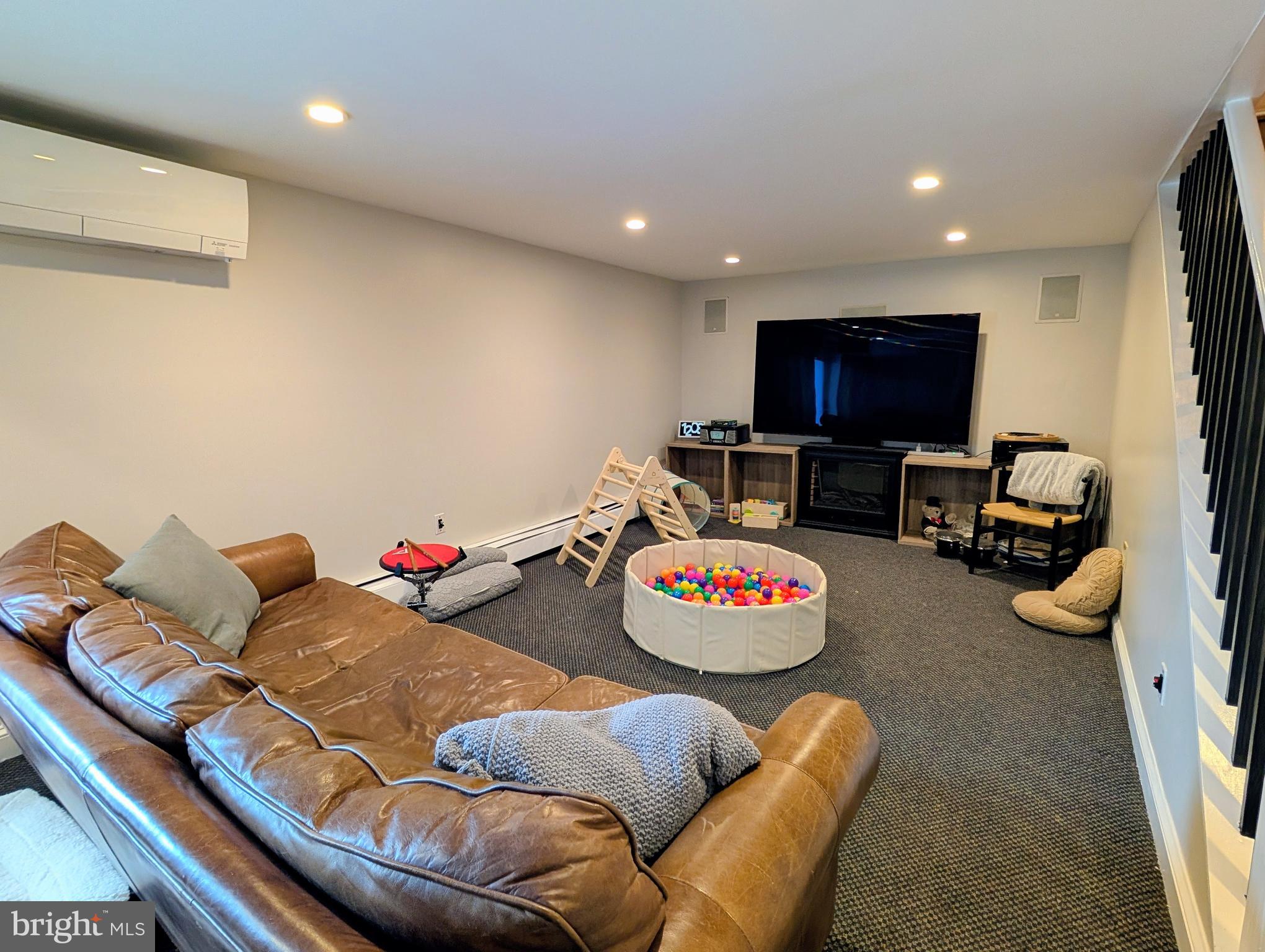 FAIRVIEW - Residential Lease