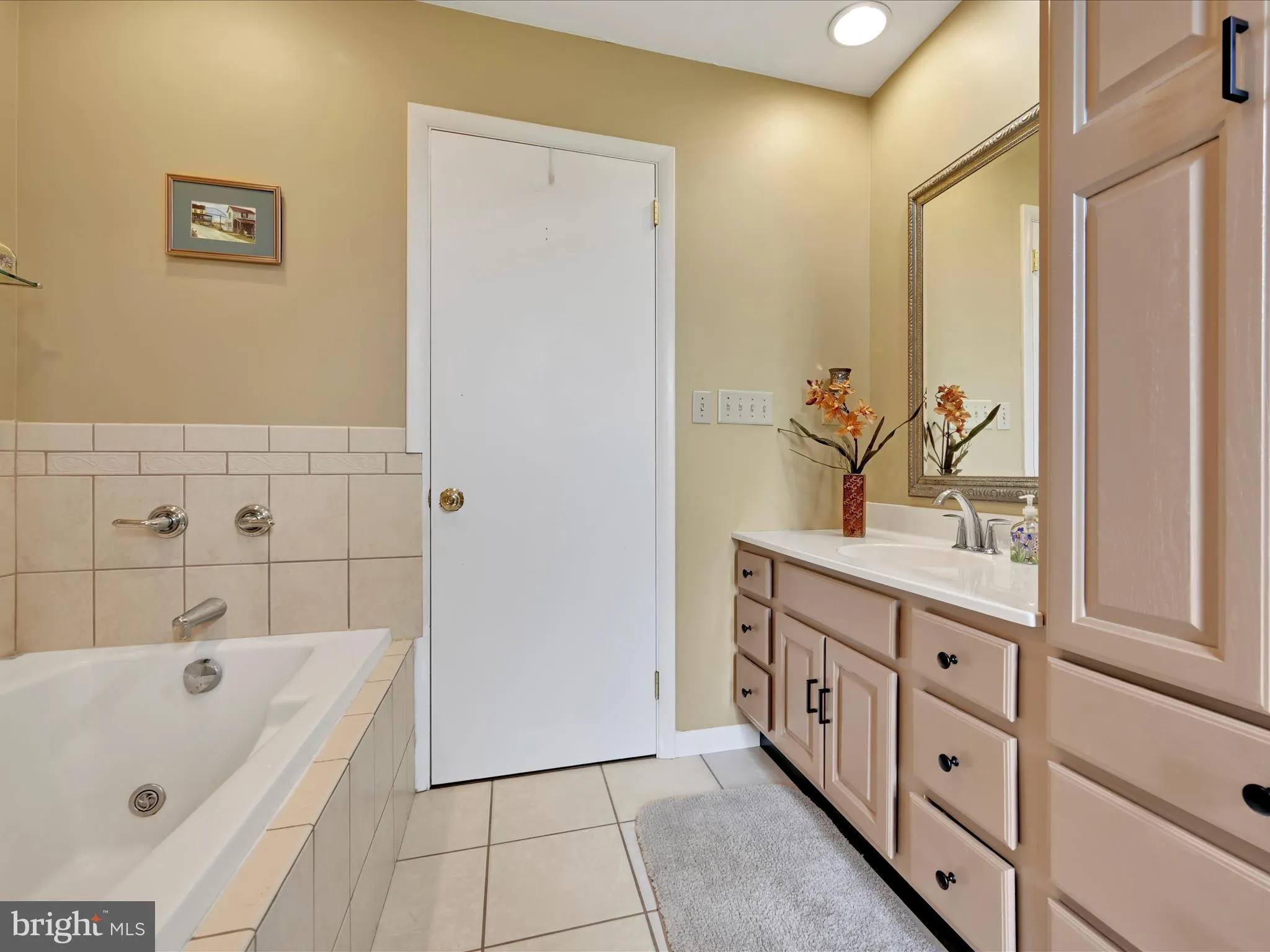 Ephrata, Pennsylvania 17522, United States, 4 Bedrooms Bedrooms, ,3 BathroomsBathrooms,Residential,Pending,133652