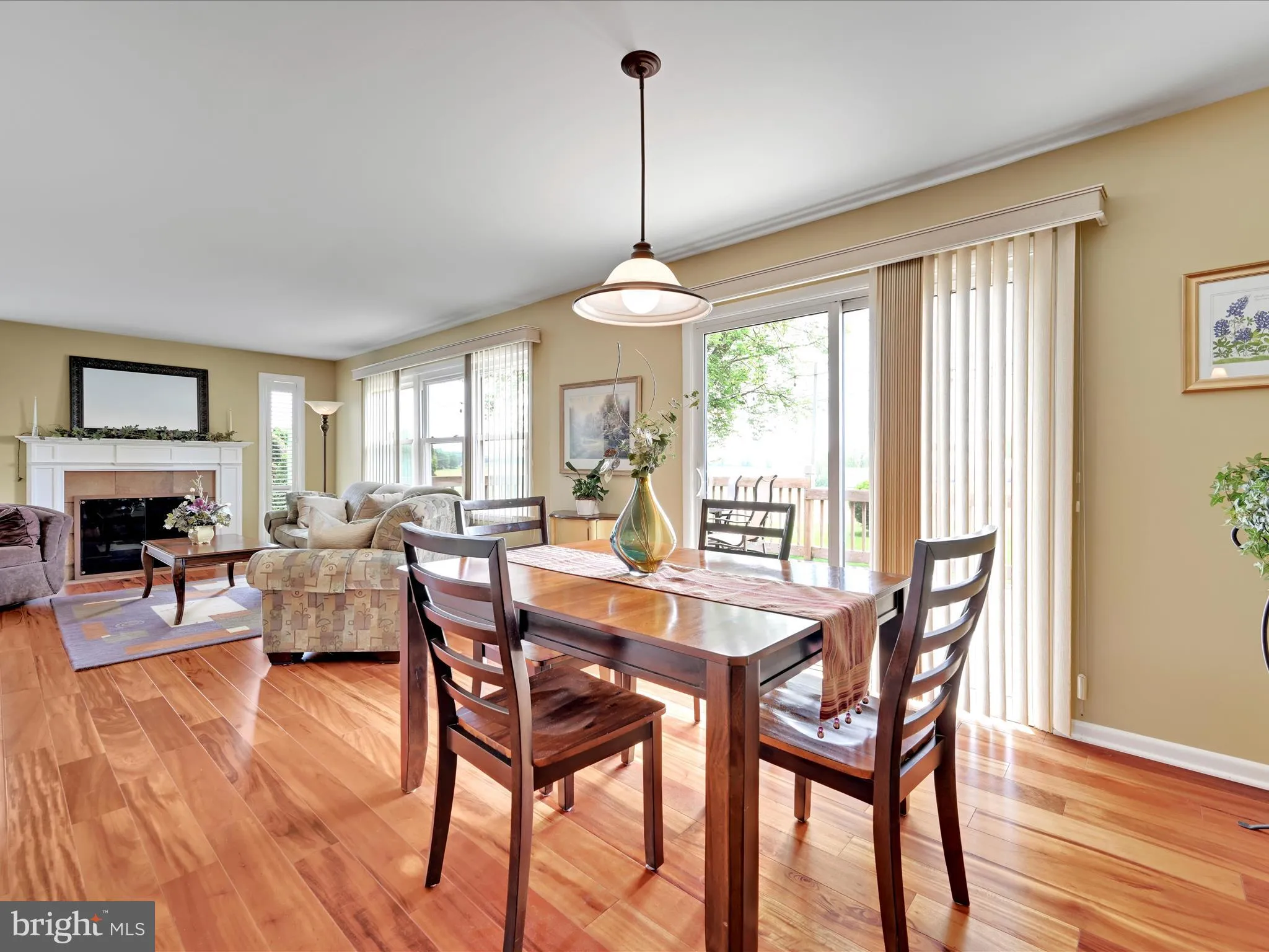 Ephrata, Pennsylvania 17522, United States, 4 Bedrooms Bedrooms, ,3 BathroomsBathrooms,Residential,Pending,133652