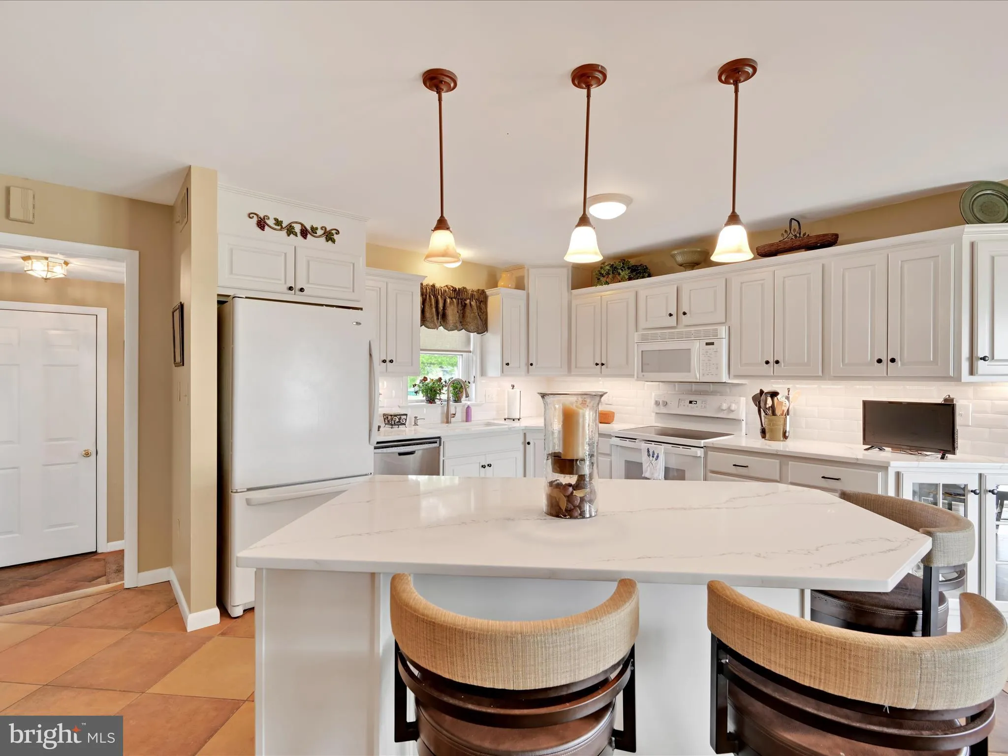 Ephrata, Pennsylvania 17522, United States, 4 Bedrooms Bedrooms, ,3 BathroomsBathrooms,Residential,Pending,133652