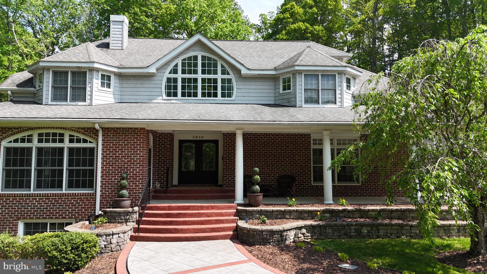2850 DUNLEIGH DRIVE