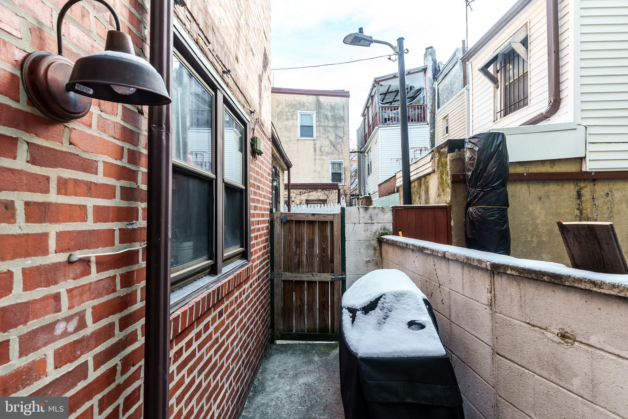 BELLA VISTA - Residential