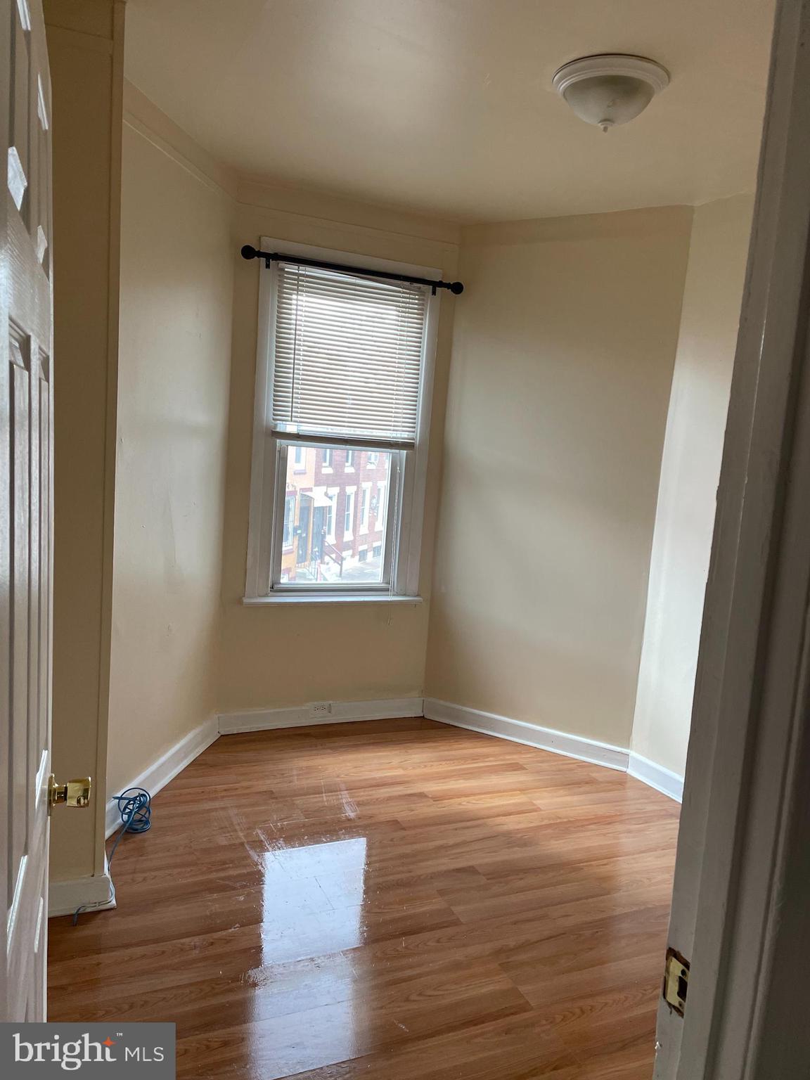 KENSINGTON - Residential