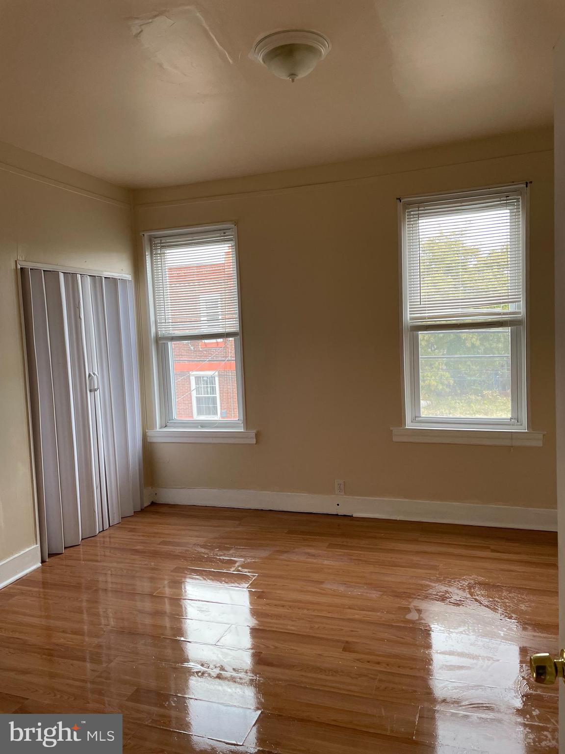 KENSINGTON - Residential