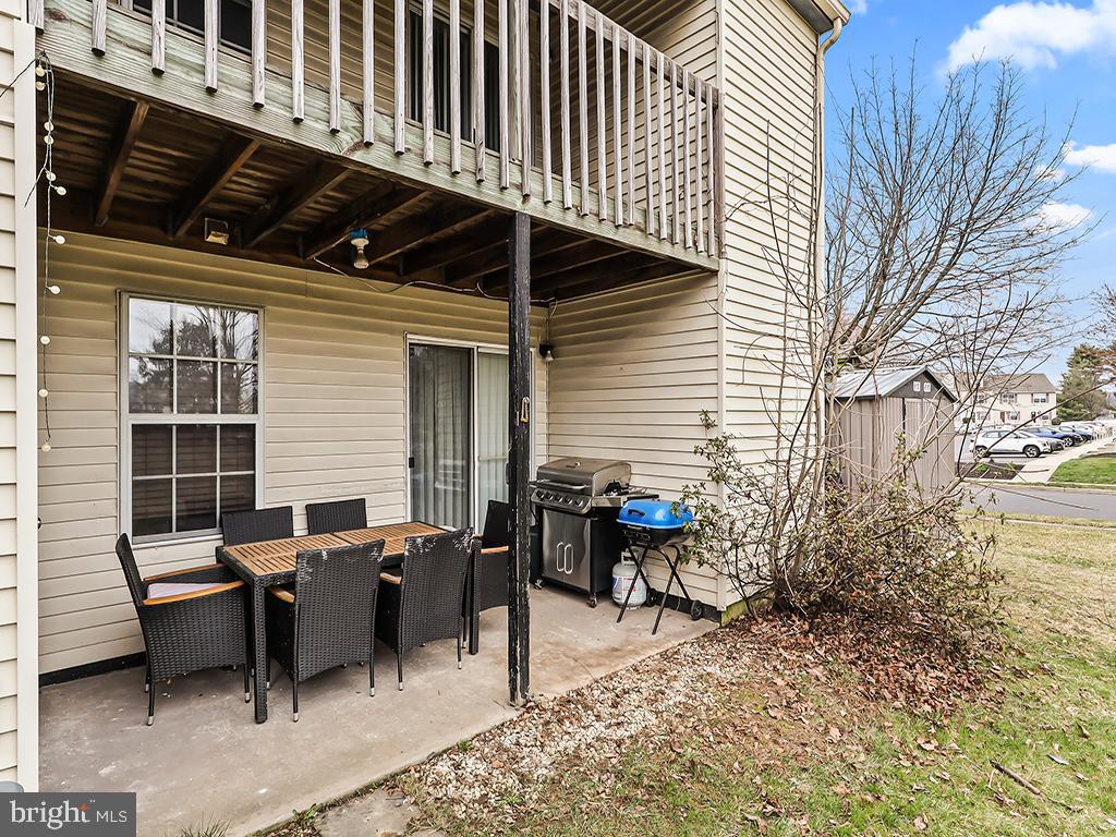 VILLAS OF MIDDLETO - Residential