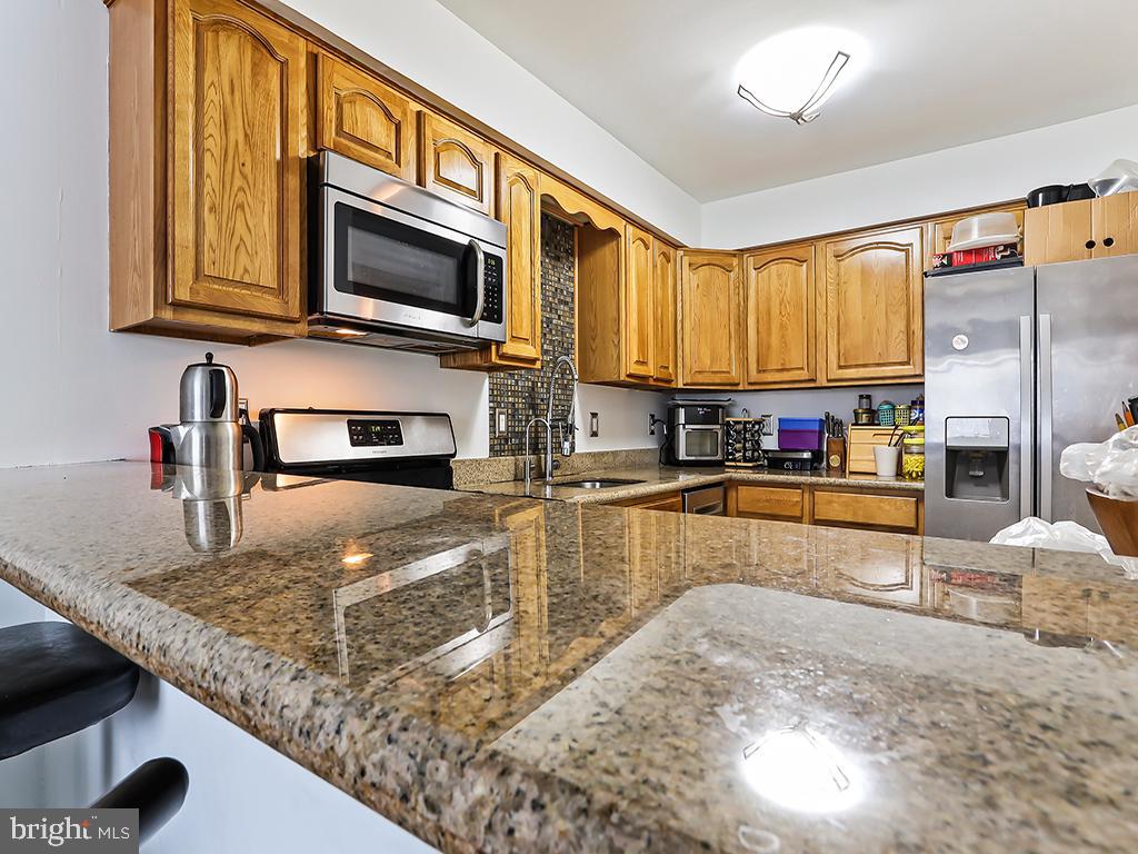 VILLAS OF MIDDLETO - Residential