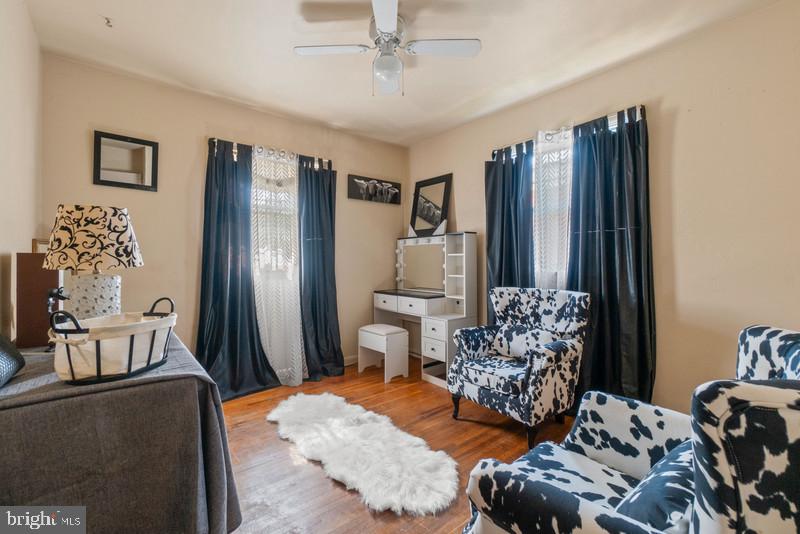 ABBOTT FOREST - Residential