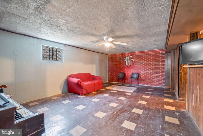 ABBOTT FOREST - Residential