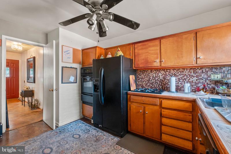 ABBOTT FOREST - Residential