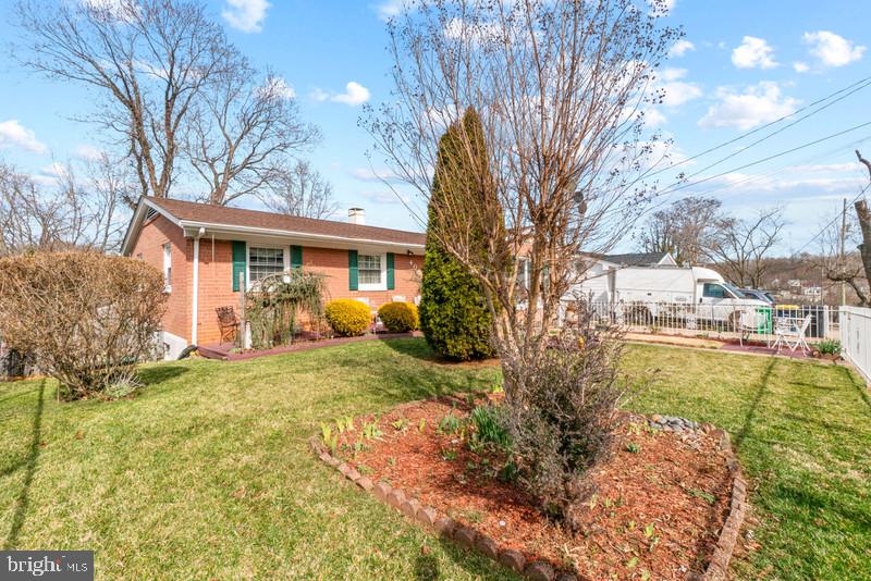 ABBOTT FOREST - Residential