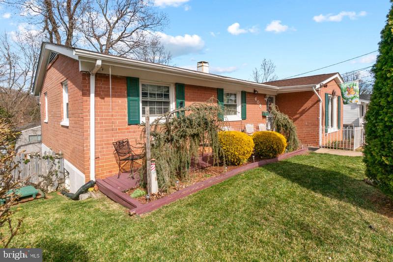 ABBOTT FOREST - Residential