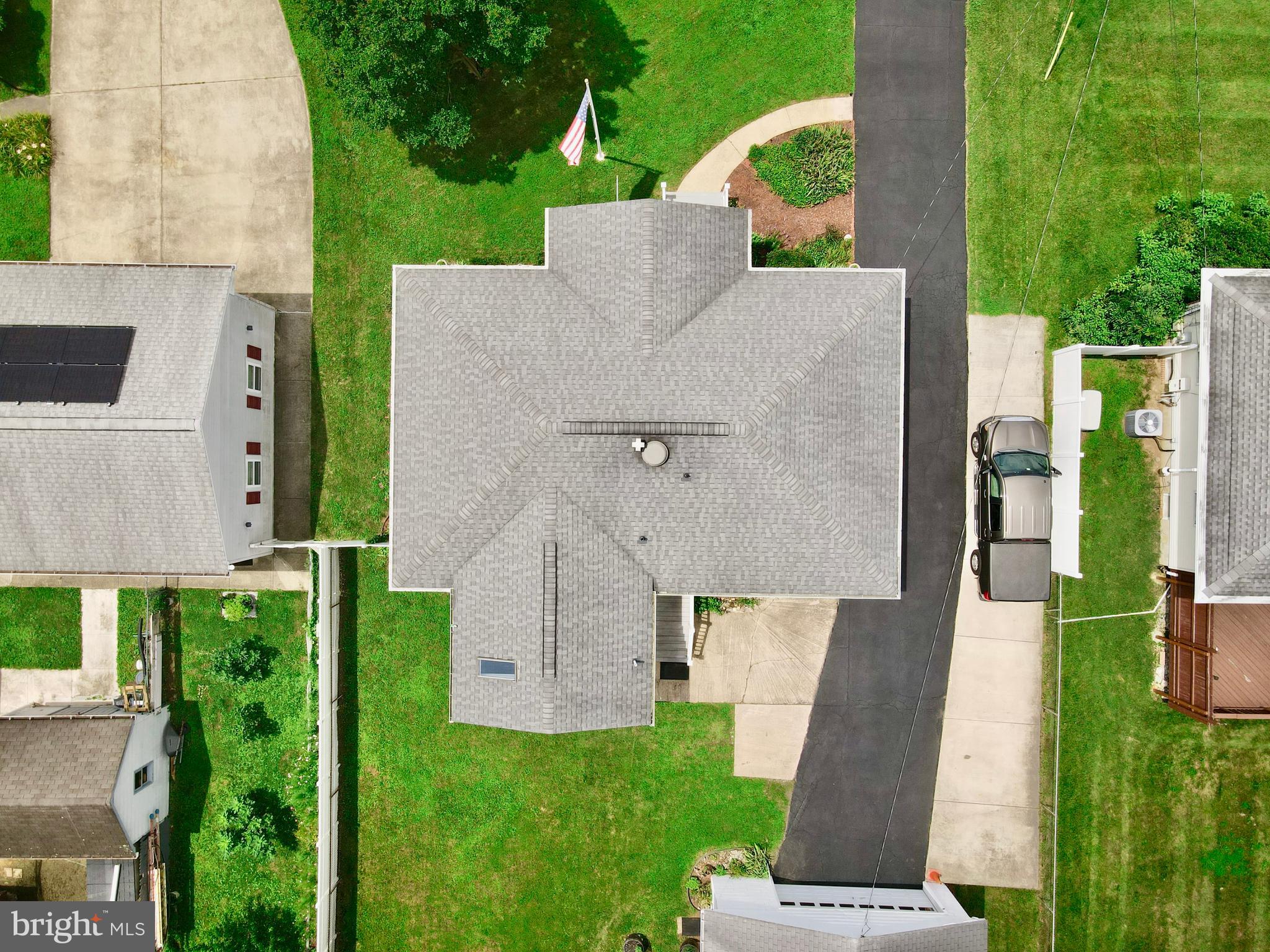 8295 WOODWARD STREET