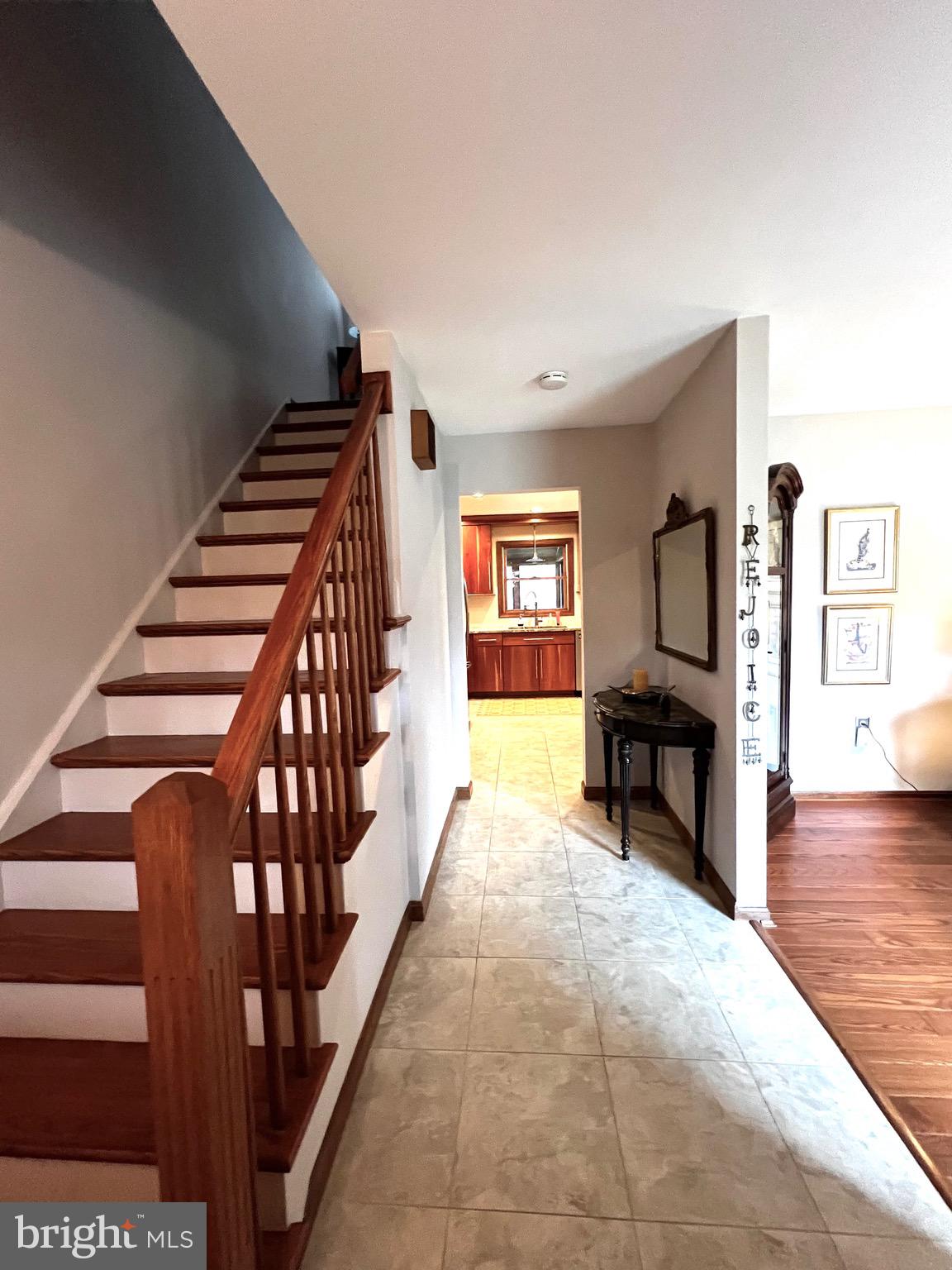 COUNTRY CLUB PARK - Residential