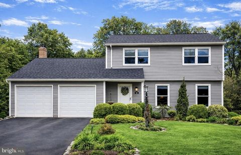 50 FAIRWAY DRIVE CAMP HILL PA 17011