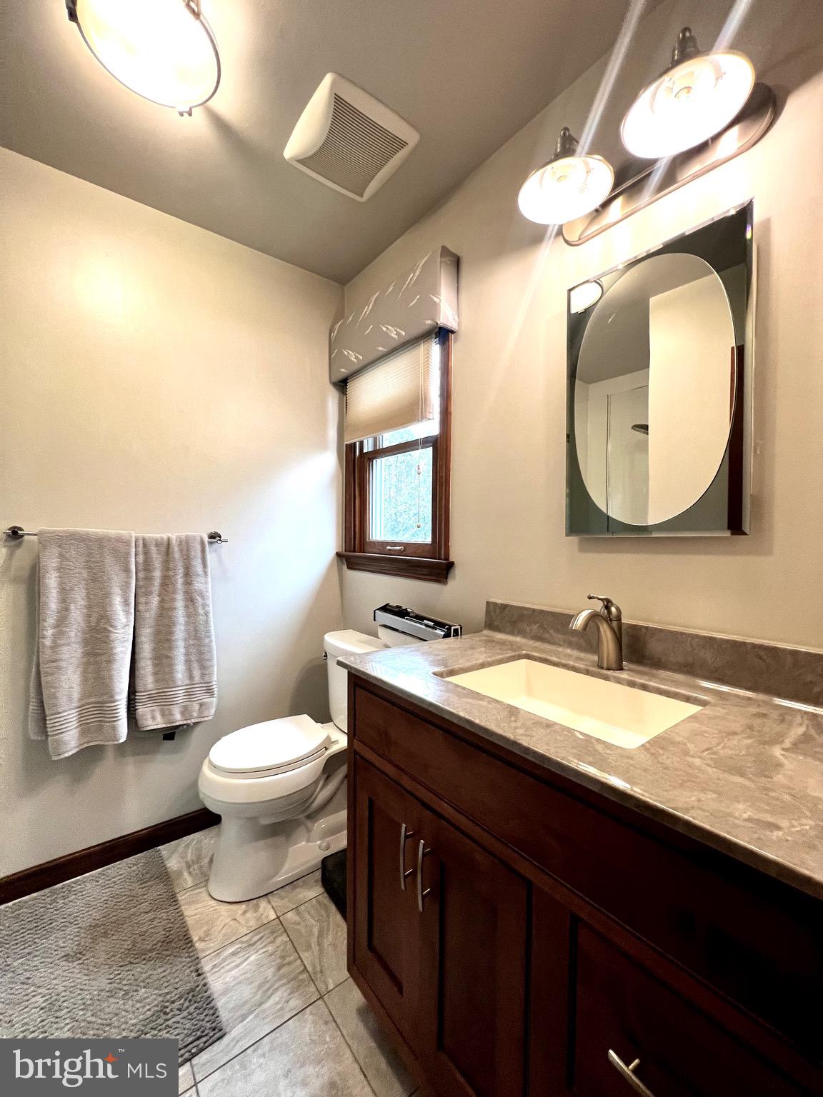 COUNTRY CLUB PARK - Residential