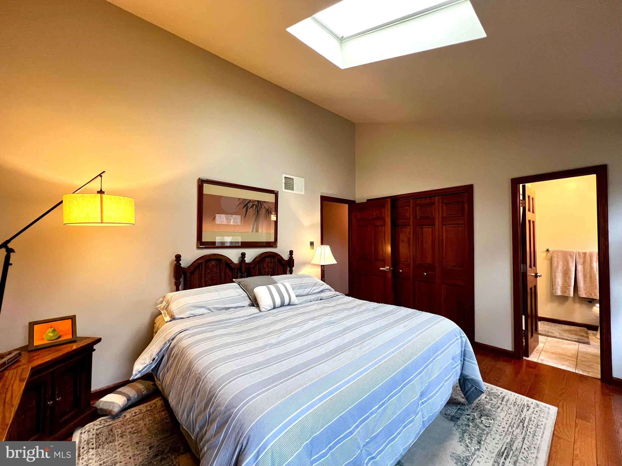 COUNTRY CLUB PARK - Residential