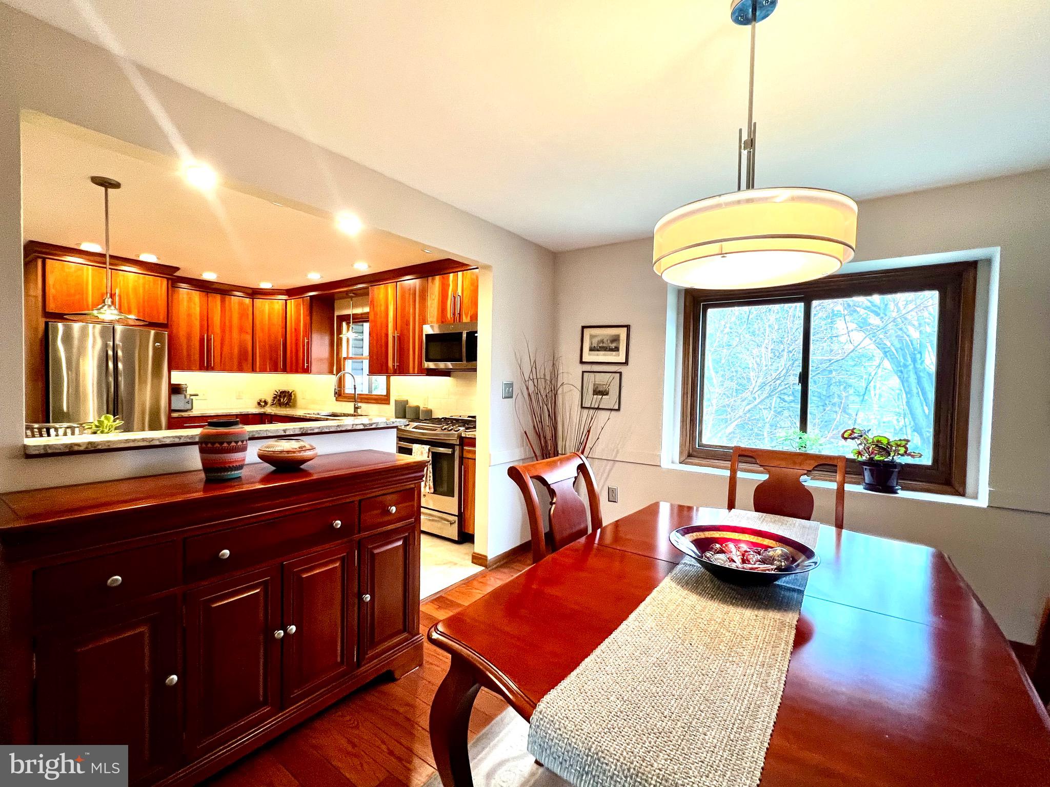 COUNTRY CLUB PARK - Residential