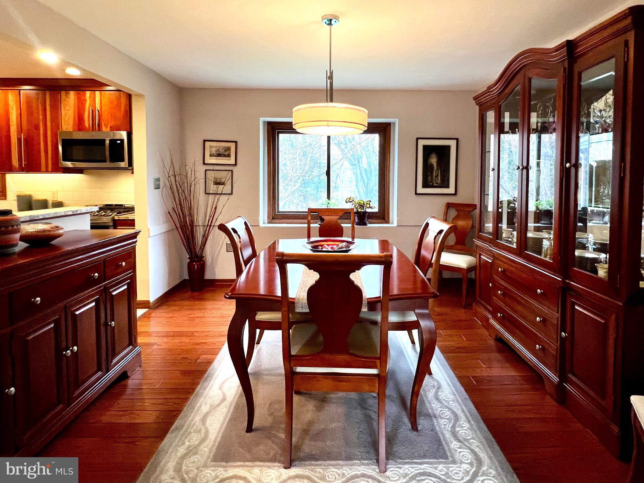 COUNTRY CLUB PARK - Residential