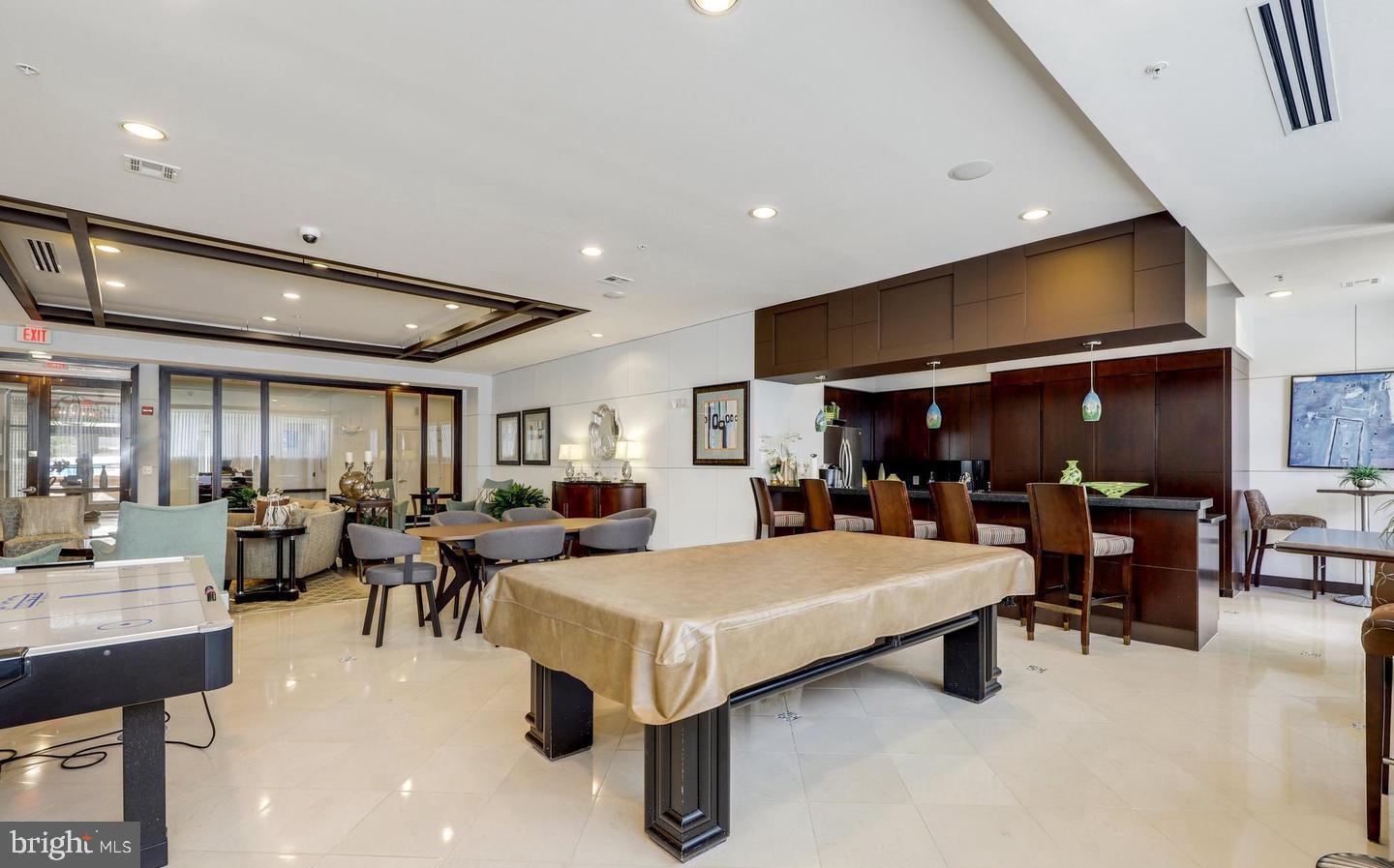 MARKET STREET AT TOWN CENTER - Residential