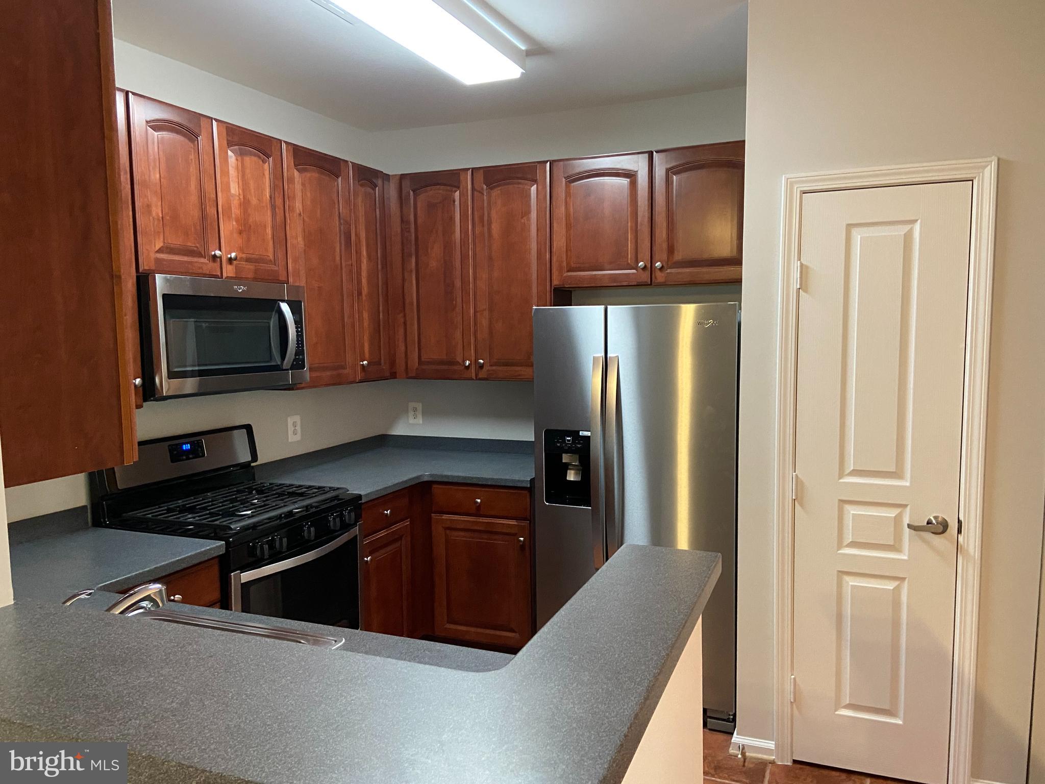 MARKET STREET AT TOWN CENTER - Residential