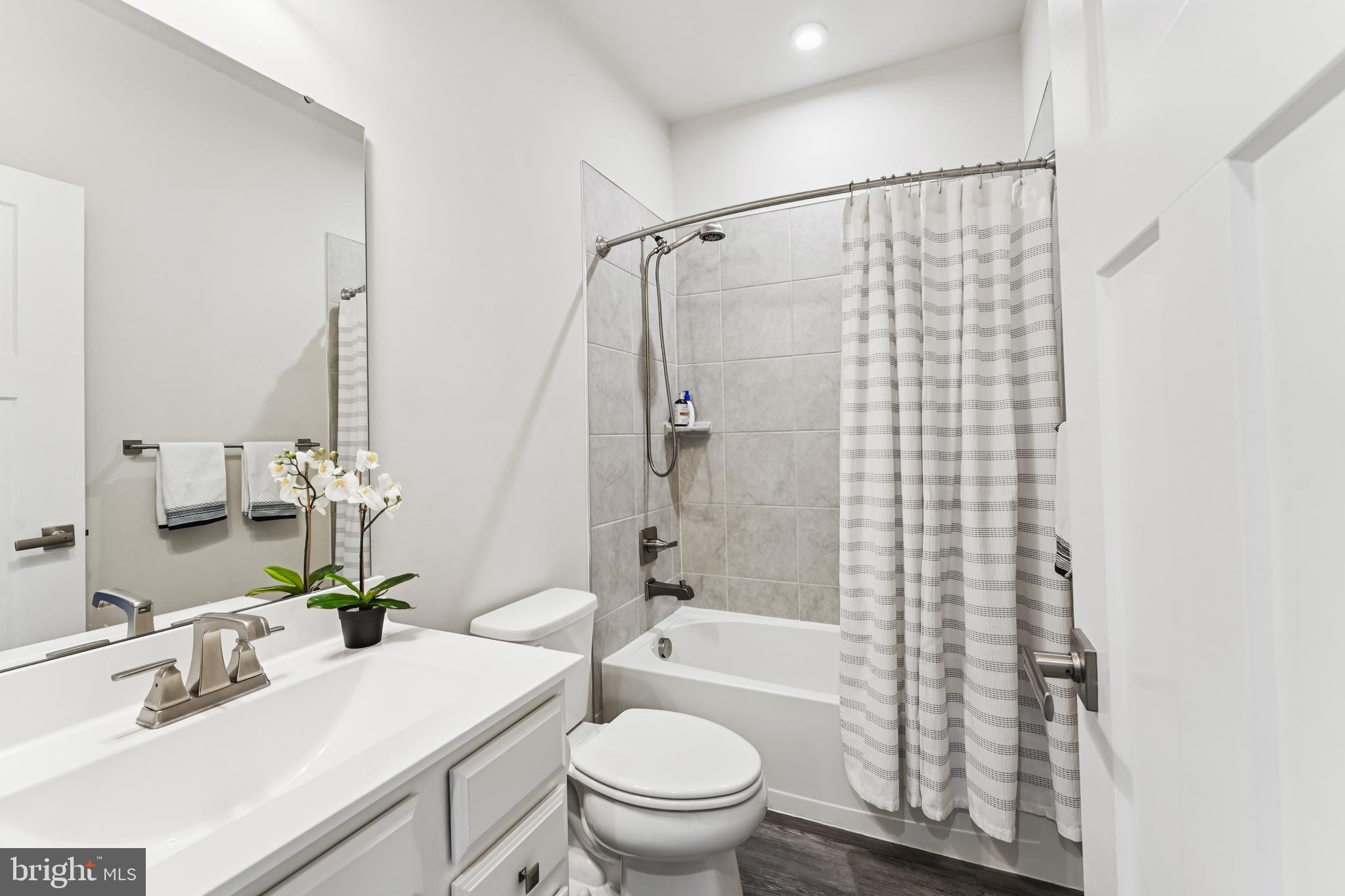 SIGNATURE CLUB - Residential