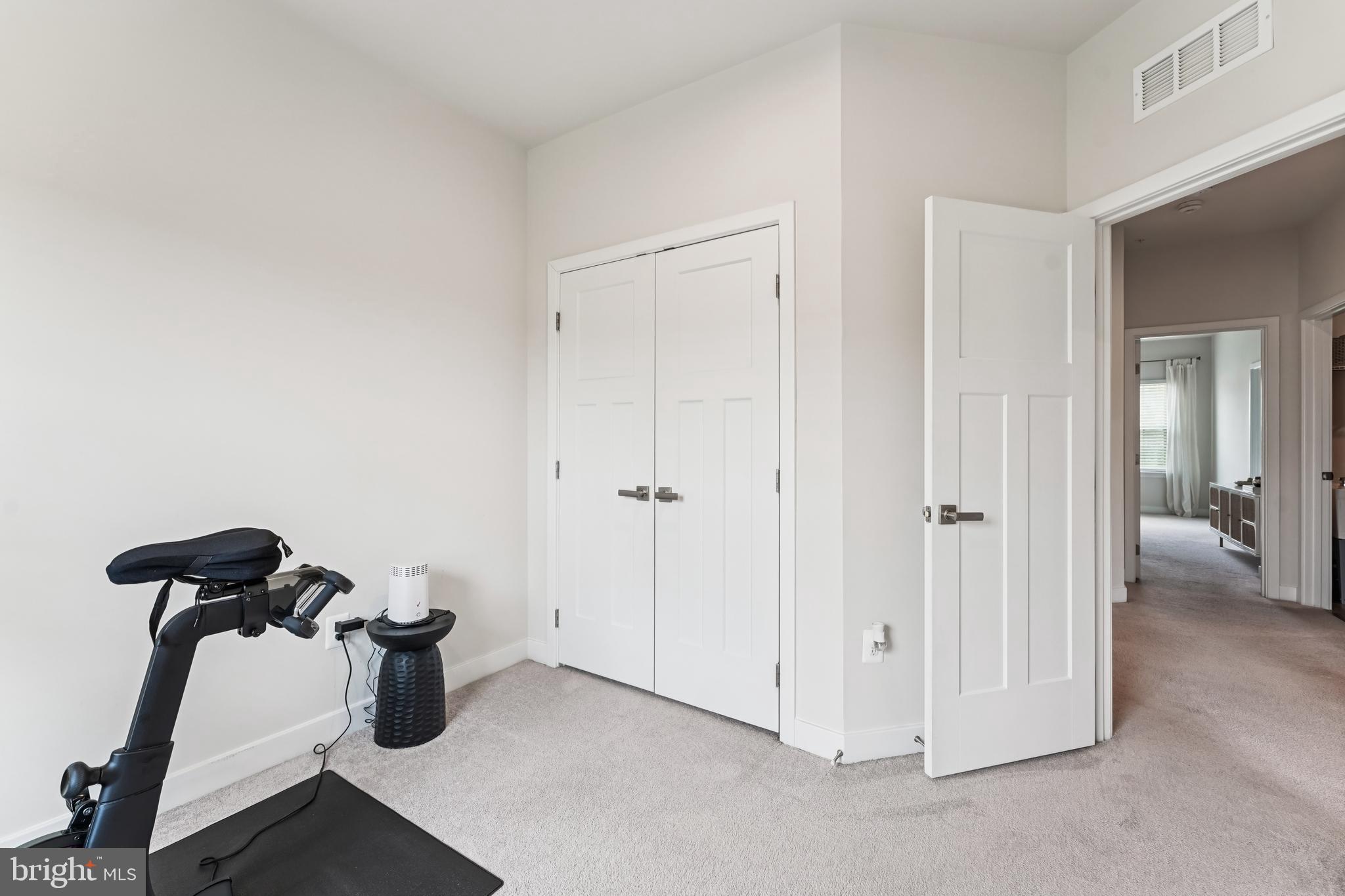 SIGNATURE CLUB - Residential