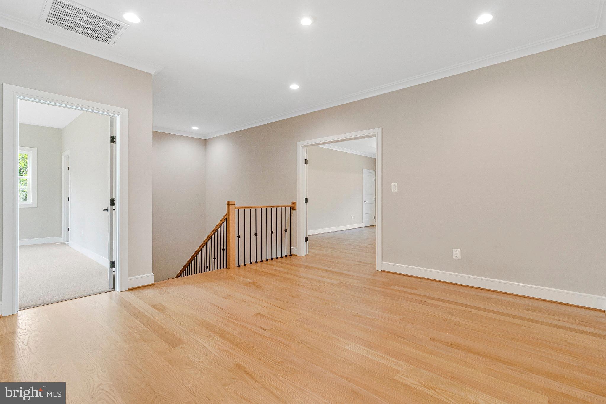 BRILYN PARK - Residential