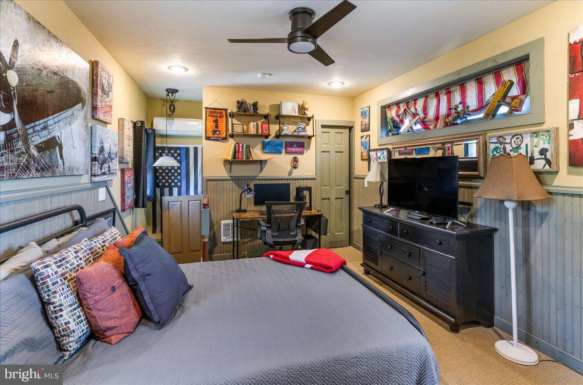 DOYLESTOWN - Residential