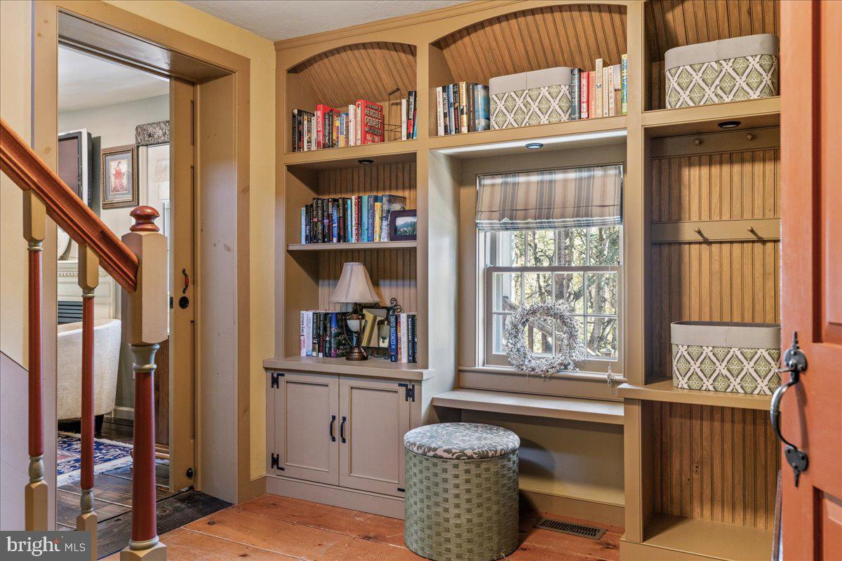 DOYLESTOWN - Residential