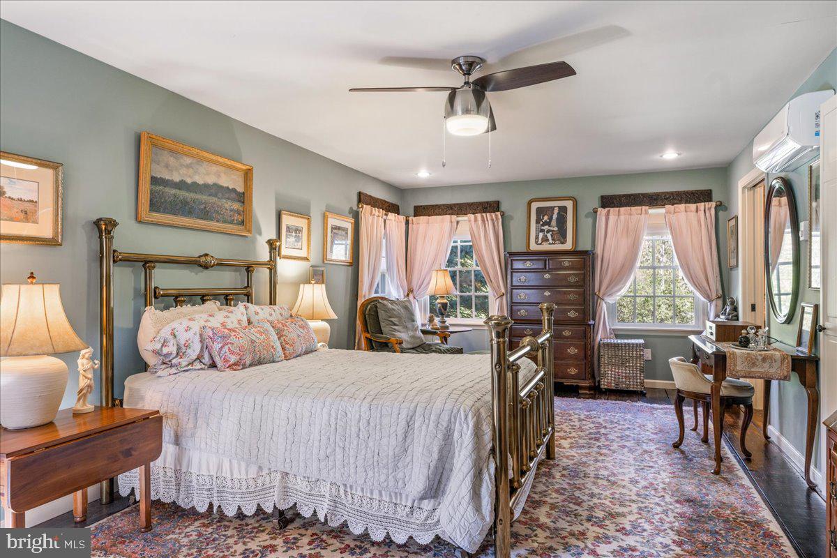 DOYLESTOWN - Residential