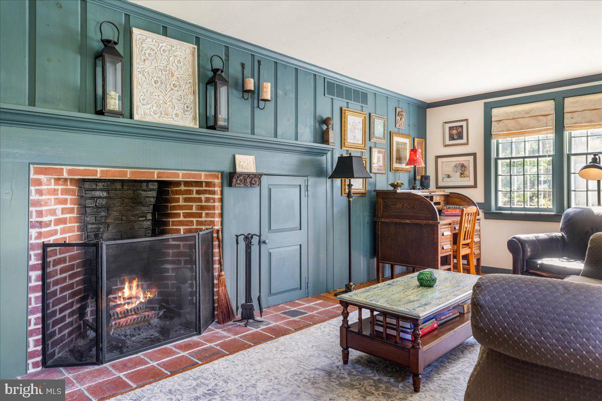 DOYLESTOWN - Residential