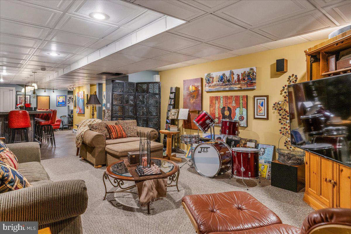 DOYLESTOWN - Residential