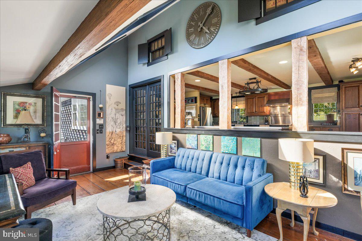 DOYLESTOWN - Residential