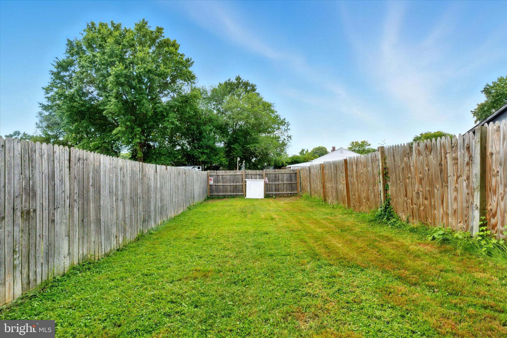 BRENTWOOD SQUARE - Residential